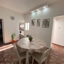 Casa cómoda con cochera cerca del centro y estadio: Villa Krause'de bir otel