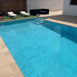 House Lago Azul、クエバス・デル・アルマンソーラのホテル