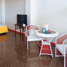 MBU Suites Bed n Breakfast by RedPartner, hotell i Guiguilonen
