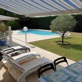 Studio meublé 2 pièces jardin piscine