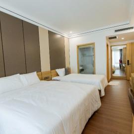Phương Đông Hotel Móng Cái