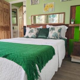Essence Country Apartments: Choiseul şehrinde bir otel