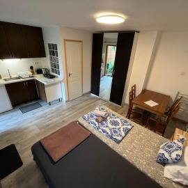 Újkisház cottage - Budapest