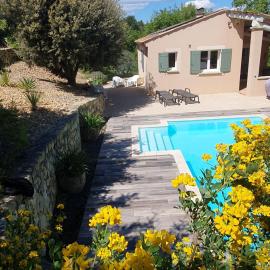 Le Soleil du Ventoux, hotel i Entrechaux