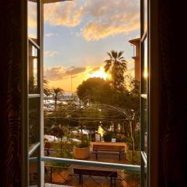 Studios - Menton Old Town - near the beach and shops, hotel Mentonban