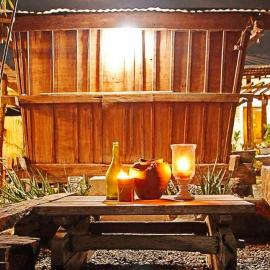 RedDoorz Hostel at Deomar Hometel & Farm Cafe Vigan Ilocos, hotel en Bantaoay