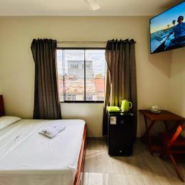Habitación Céntrica en Iquitos - Casa Alemi 14, hotel u gradu Ikitos