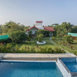 Gardan 3BHK Villa Alibaug C-7OOO AND 28288I, хотел в Алибаг