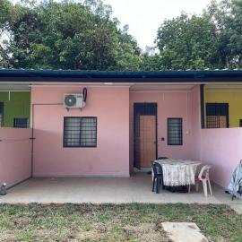 D'Padang KB Homestay, hotel in Kuala Berang
