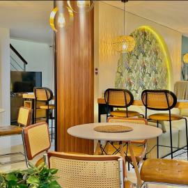 M&B Tropical 3-Bedroom Townhouse at PonteFino Prime，八打雁的飯店