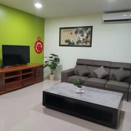 Kuching Homestay Double Storey, hotel in Kuching