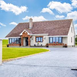 Keeraun Hill, hótel í Banagher