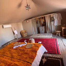 Abdo Luxury Camp with Heating, hotel in Merzouga
