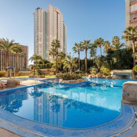 Bright Apartment with Pool, Terrace, Private Parking, Benidorm, Finestrat
