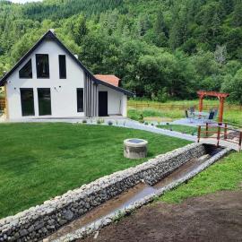 Relax Valley, hotel a Vărşag
