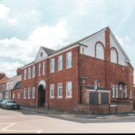 The Old Band Accommodation 1 kingsize bed and 1 Sofa Bed available, Hotel in Higham Ferrers
