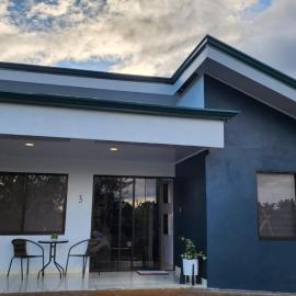 Casa Tropical con Piscina: Jabillos şehrinde bir otel