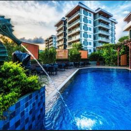 Chalong Miracle Lakeview, hotel en Chalong