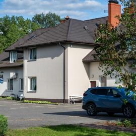 Dom Wypoczynkowy Nad Wisłą – hotel w mieście Puławy