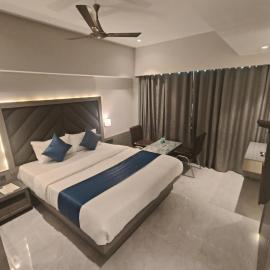 Hotel Nakshtra Residency Kalyan - Premium Couple Friendly