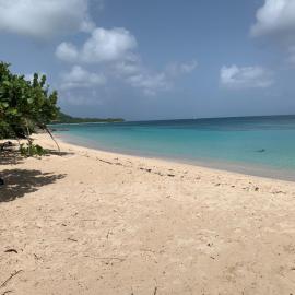Coté plage Le Balaou Saint Francois, хотел в Сен Франсоа