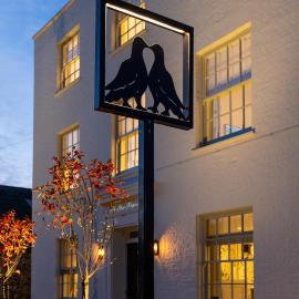 The Blue Pigeons Hotel and Restaurant, hotell i Worth