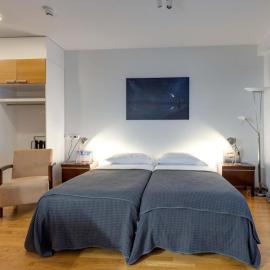 Suite Apartment with lake views, hotel v mestu Lappajärvi