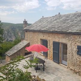 La Maison de Françoise à La Bourgarie, hotel a Les Vignes