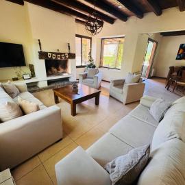Chacras de Coria Casa del Descanso, hotel in Ciudad Lujan de Cuyo