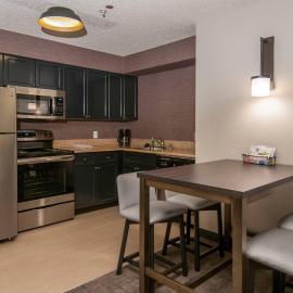 Residence Inn by Marriott Springdale: Springdale şehrinde bir otel