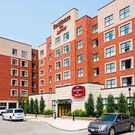 Residence Inn by Marriott Ottawa Airport, hotelli kohteessa Ottawa