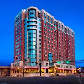 Residence Inn by Marriott Alexandria Old Town South at Carlyle, hotel u gradu Aleksandrija