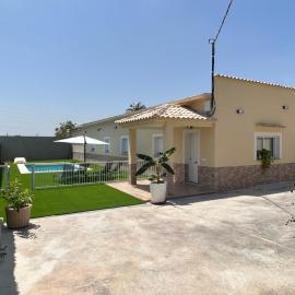 Villa alegre, hótel í Elche