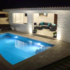 Villa Las Olas, 500m from the sea with private pool