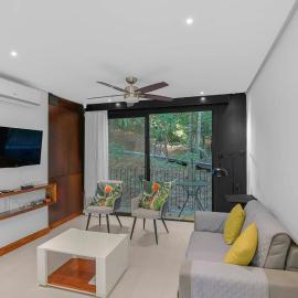 Luxury 2BR condo in Nautilus, Místico