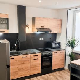 Bel appartement proche Annecy Aix-les-bains Genève, hotel a Seyssel