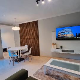 Cómodo departamento con jardín sobre Avenida Libertador