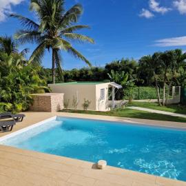 BUNGALOW PISCINE ZEN & GREEN - confort, hotel u gradu Baj Mao