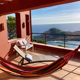 La Caleta, hotel u gradu Begur