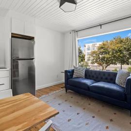 Stylish Studio in Walkers Point