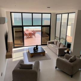 Ocean's Edge, Hotel in Fins