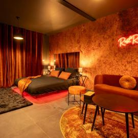 Spa Rust Room