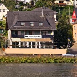 B&B Panoramablick, hotel en Kattenes