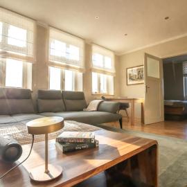Husova 87 Rosewood Suite