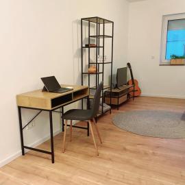 Light-flooded studio in Baunatal