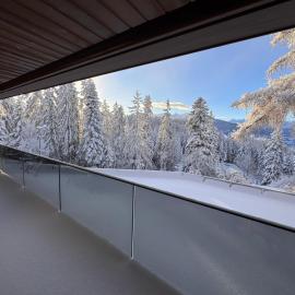 Panoramic Terrace Mountain View Apartment