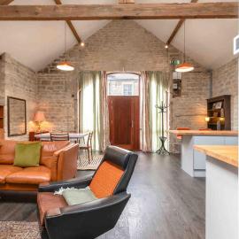 Historic conversion, private parking - near Bath, hotel in Bradford on Avon