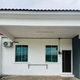 MKS Homestay, hotel en Arau