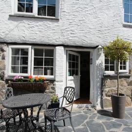 Ginentonic Cottage