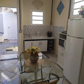 Pousada - Flat - Kitnet - Mobiliada, Confortável e Perto de Tudo